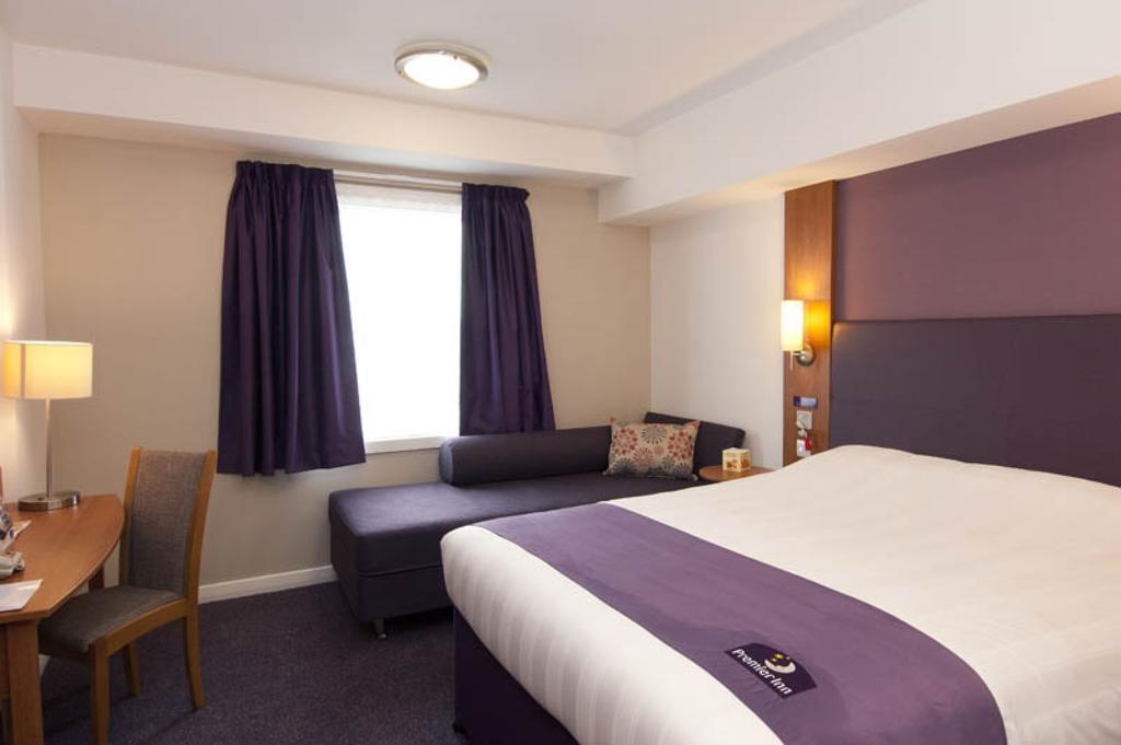 Premier Inn Stratford Upon Avon Waterways Stratford-upon-Avon Quarto foto