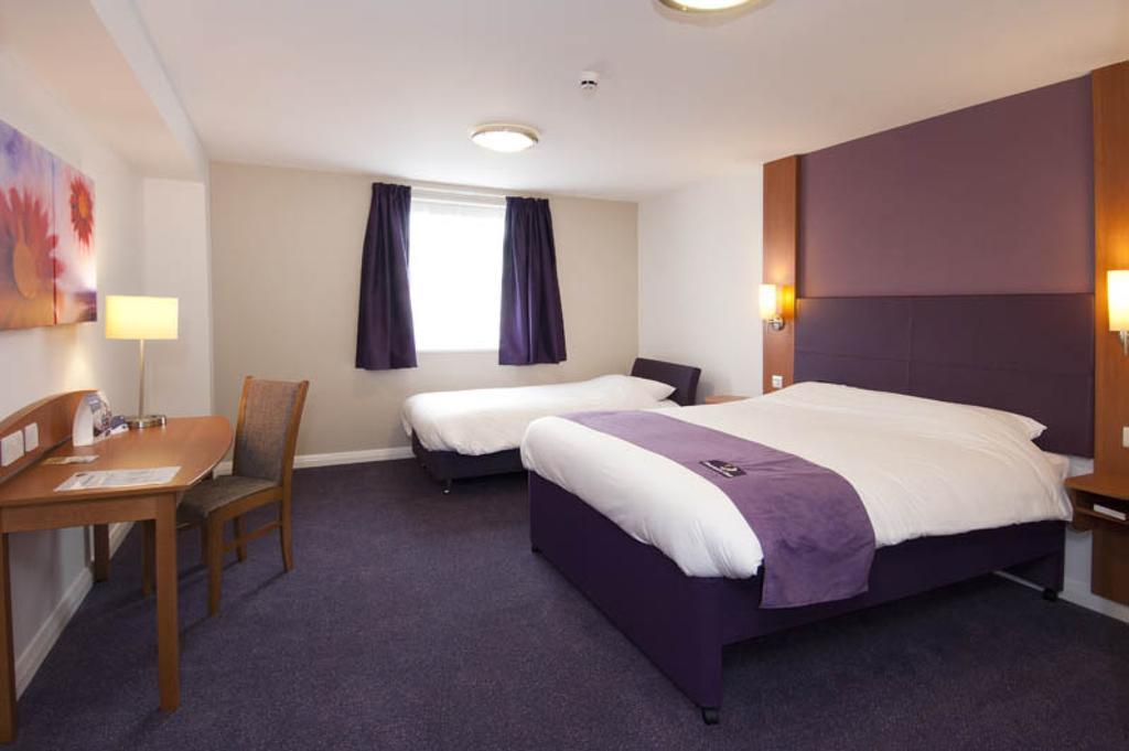 Premier Inn Stratford Upon Avon Waterways Stratford-upon-Avon Quarto foto