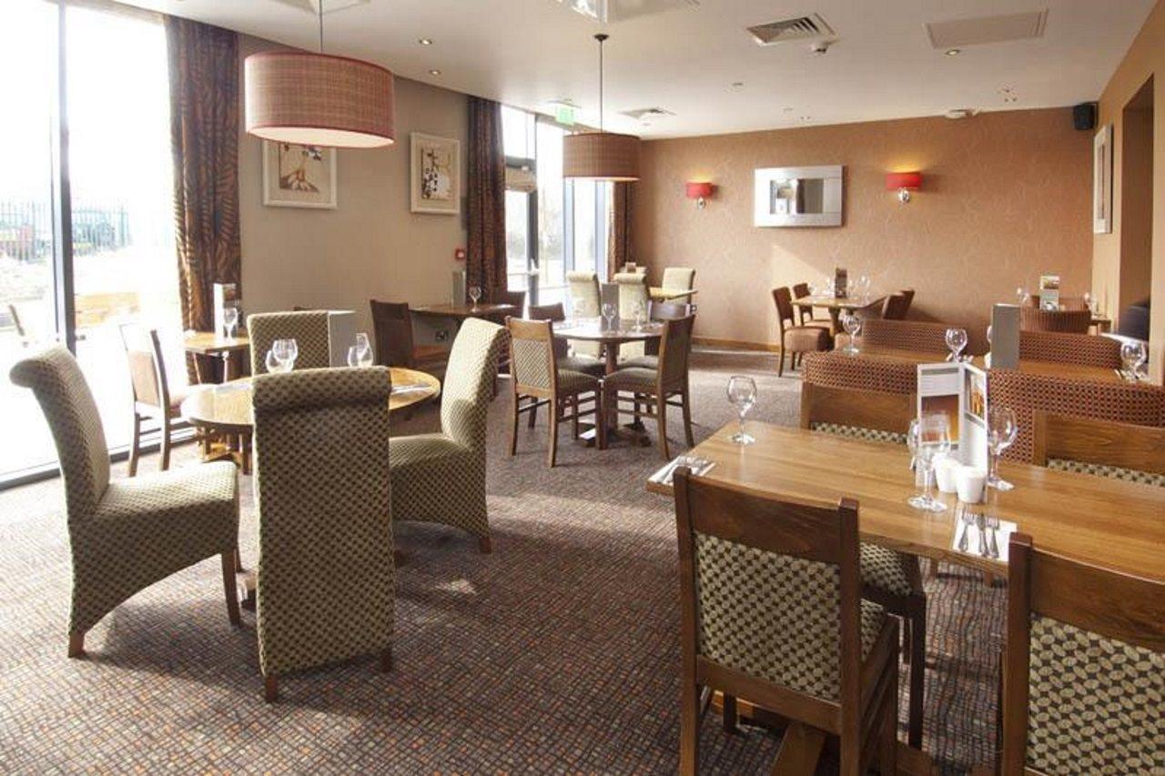 Premier Inn Stratford Upon Avon Waterways Stratford-upon-Avon Exterior foto